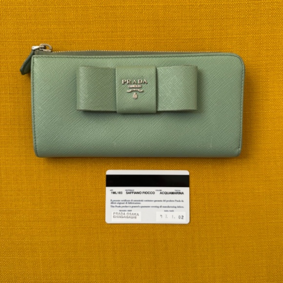 Prada Fiocco Bow Wallet in Acquamarina Saffiano Leather - Picture 4 of 15